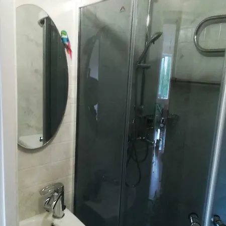 Couple Getaway To A Freshly Renovated Parnawa