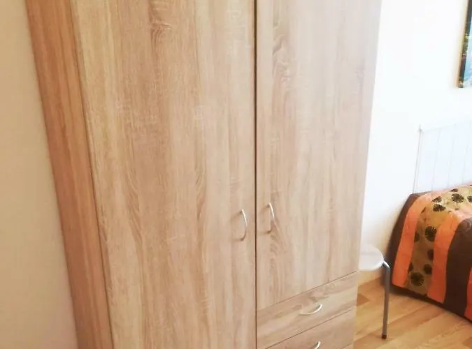 Couple Getaway To A Freshly Renovated Guest house