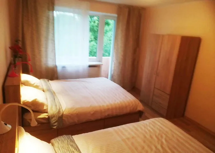 Couple Getaway To A Freshly Renovated